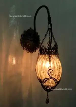 Otantik  Duvar Lambası Minik Şimşek Camlı Telkari 3 Zincir Lamba