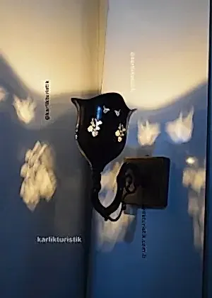 Lale Formlu Delikli (Gölgeli) Aplik&nbsp;